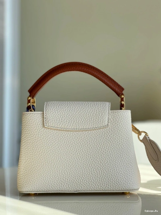 MINI CAPUCINES VUITTON LOUIS 0120